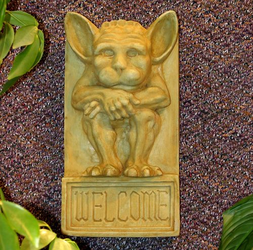 Irving Welcome Plaque Small Wb